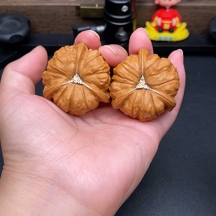 雷****文玩核桃把件南瓜