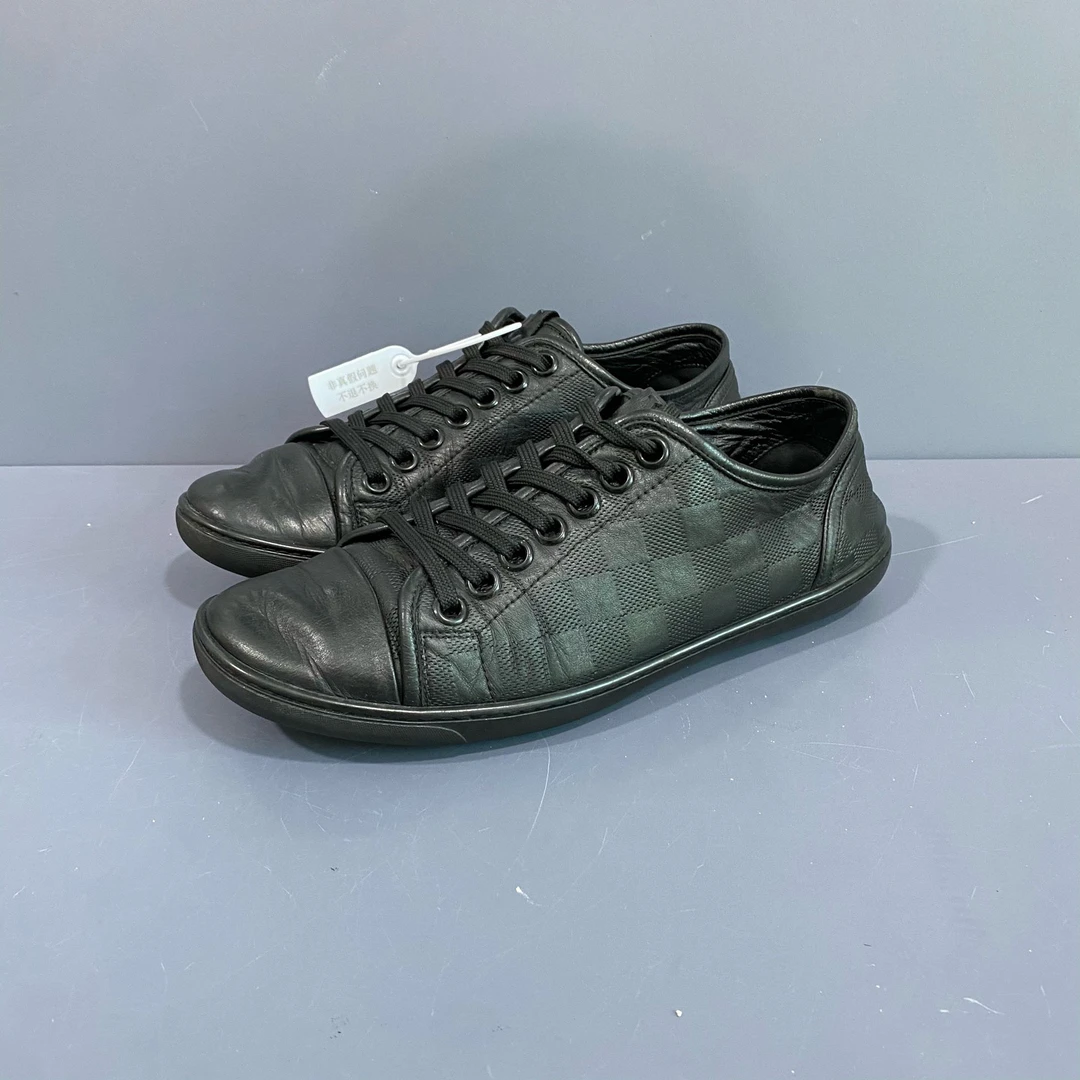 95新 LouisVuitton/路易威登 39码 LV黑色棋盘格板鞋 休闲鞋255