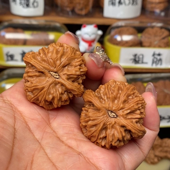 文玩核桃吊坠冰****n39水龙