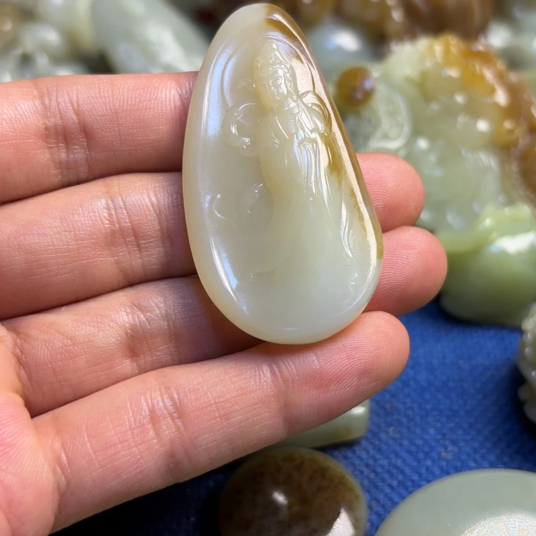 和田玉吊坠(不含链)未镶嵌手*