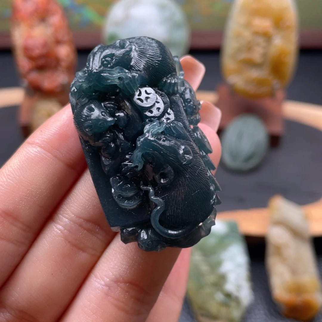 定制翡翠未镶嵌翡翠