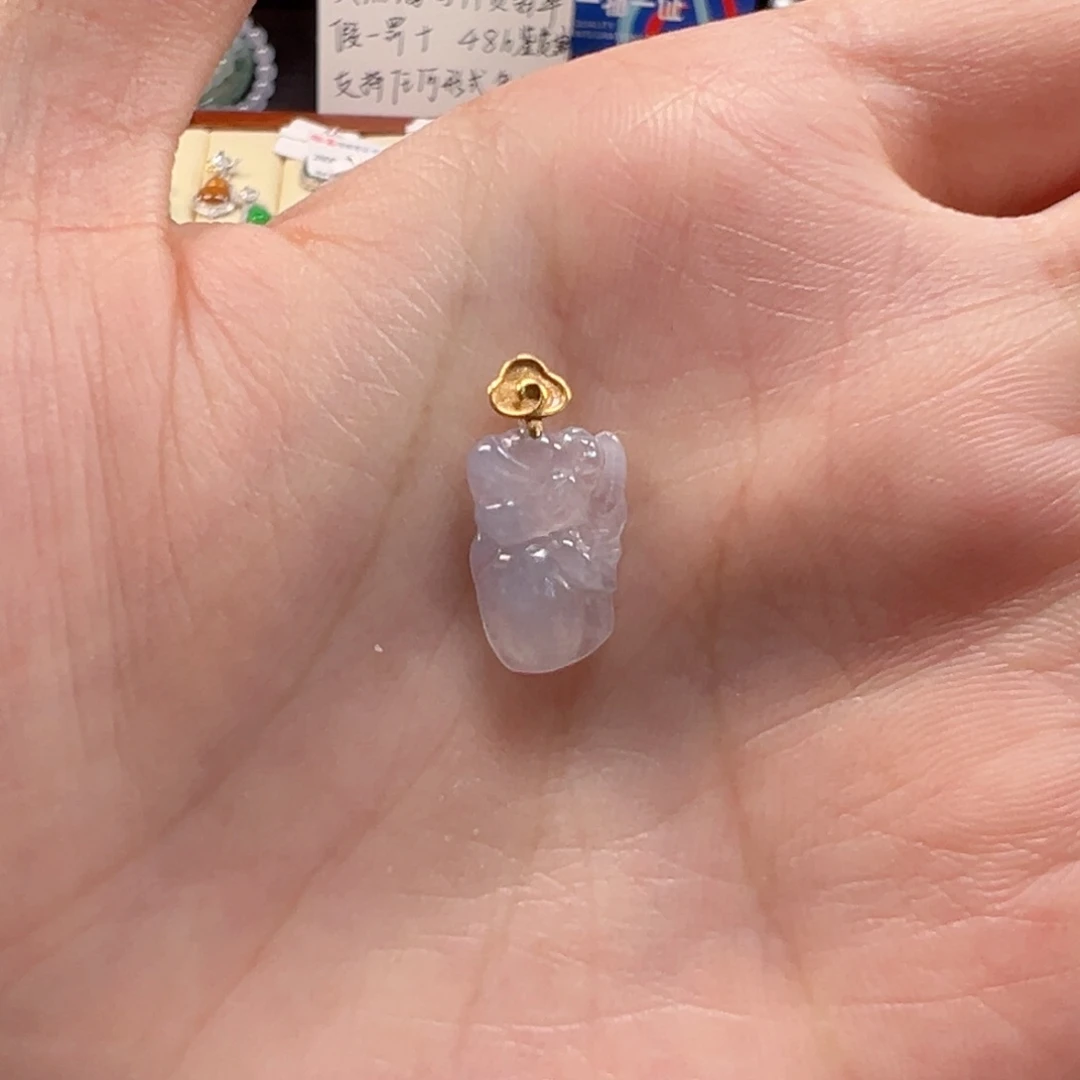 翡翠18K金镶嵌颈饰5