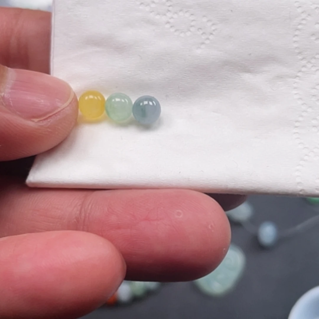 【闪购商品】定制翡翠未镶嵌妮****，