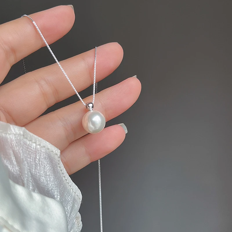 钛钢项链 小灯泡项链时尚轻奢韩版简约设计感锁骨链