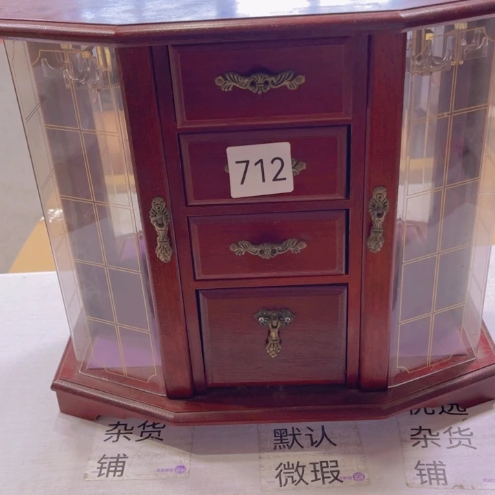 盖碗瓷器制作工艺精湛