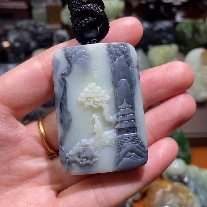 颈饰未镶嵌和田玉