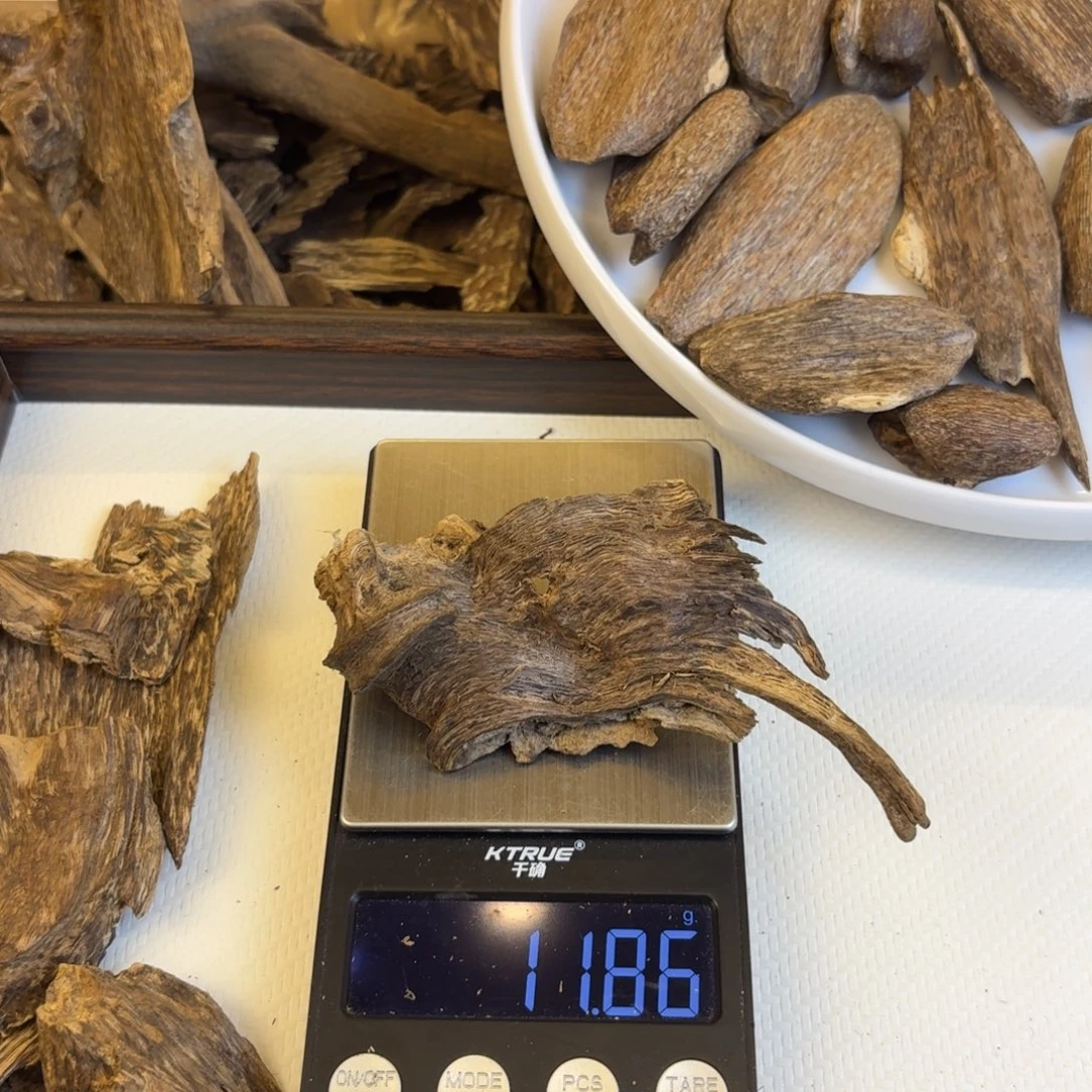 用***5香港树根扭结11.8克