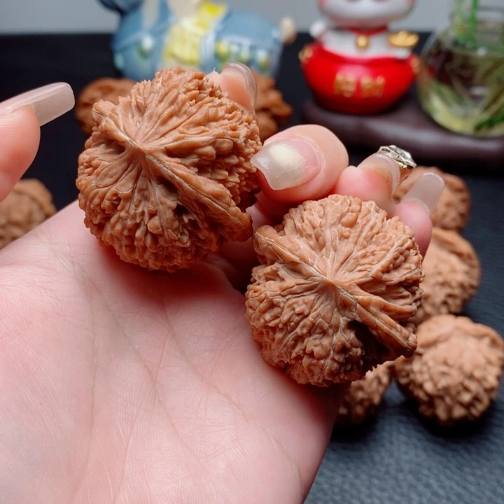 文玩核桃把件137，39