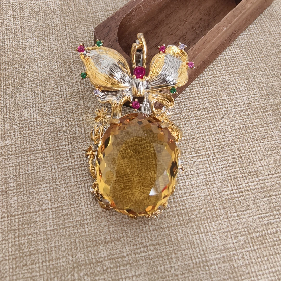 臻选吊坠 经典时尚百搭黄色吊坠124