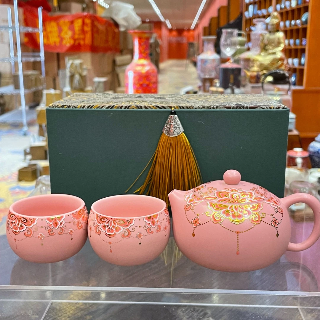【闪购商品】粉色紫砂珐琅彩西施壶一壶两杯，423603
