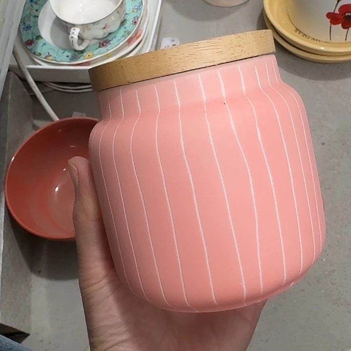 外贸尾单微瑕密封罐一个