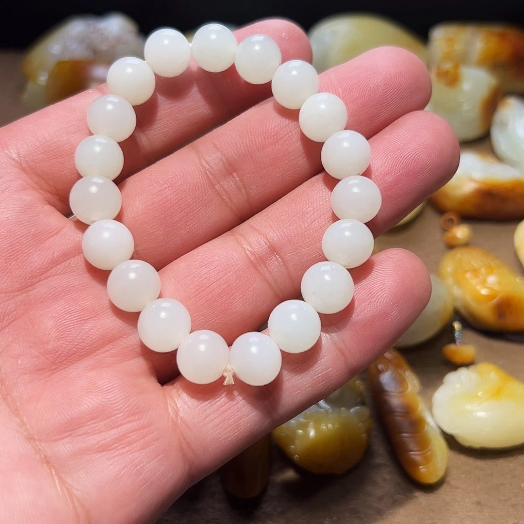 和田玉颈饰未镶嵌《****