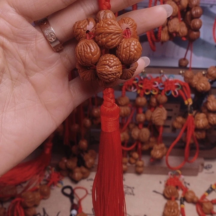 桃核吊坠龙纹桃枭挂件