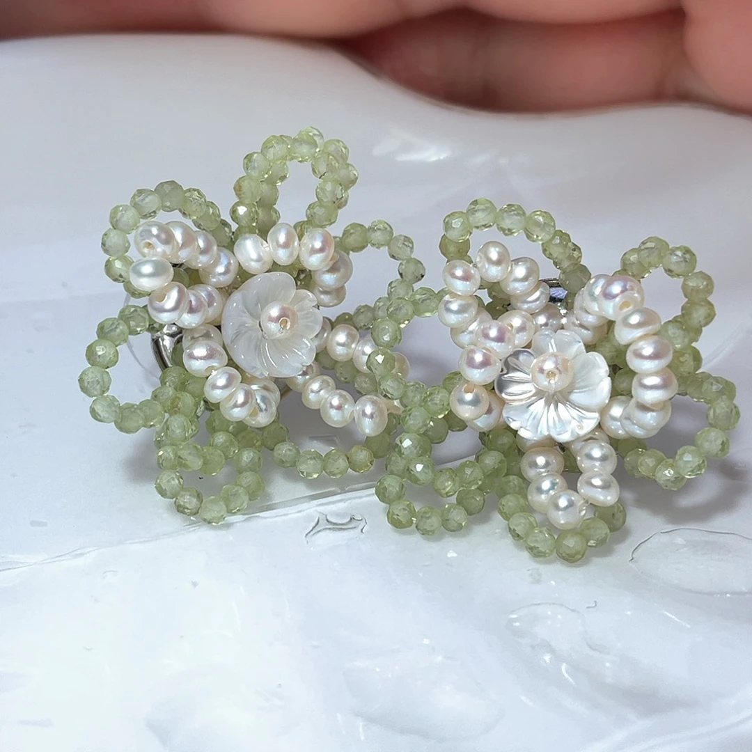 未镶嵌淡水珍珠耳饰