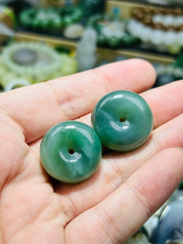天然俄罗斯碧玉粉青猫眼平安扣25一12毫米尺寸无黑点油润细腻