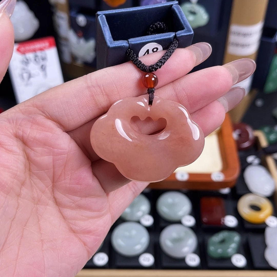 颈饰未镶嵌石英质玉T****0