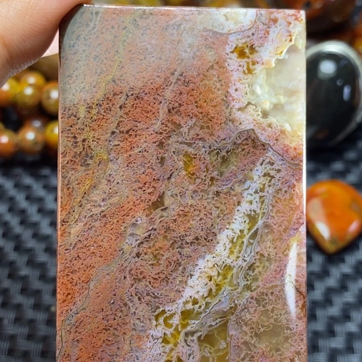 玛瑙/玉髓颈饰未镶嵌拂**端