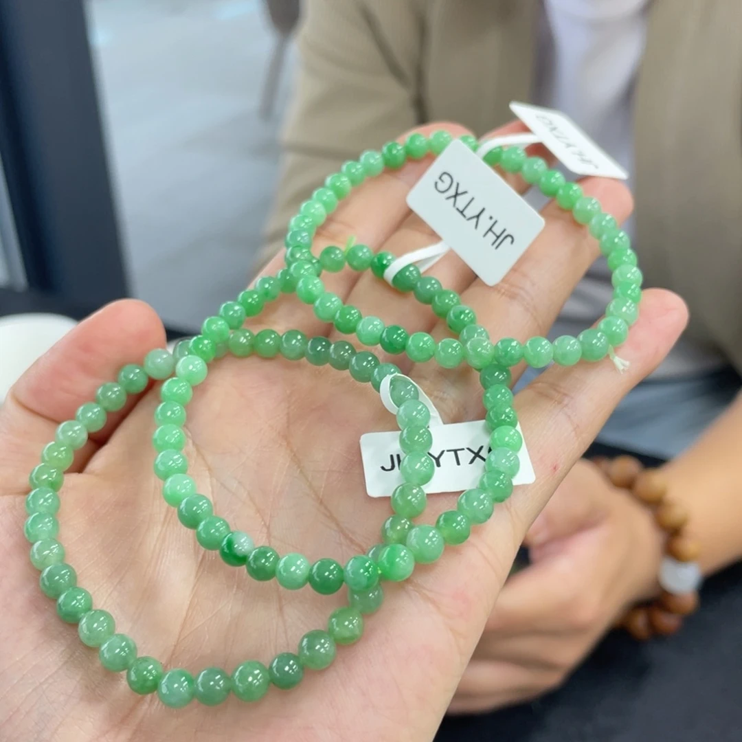 翡翠未镶嵌手串果绿色小米珠