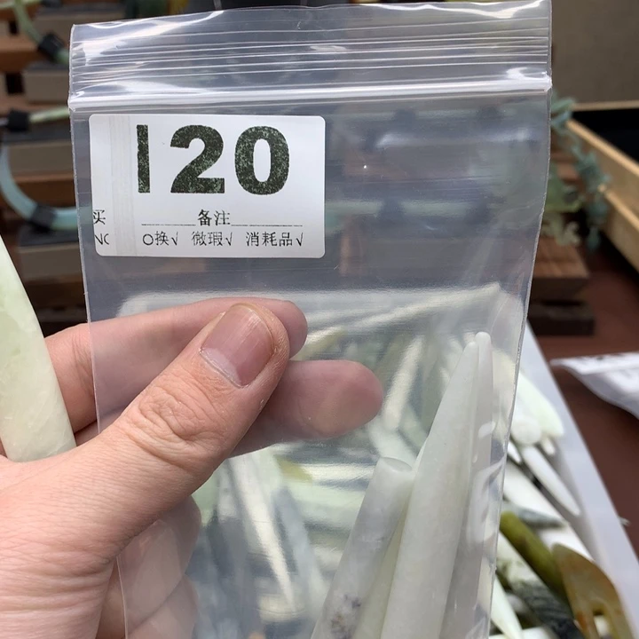 蛇纹石玉发饰合金日**梭