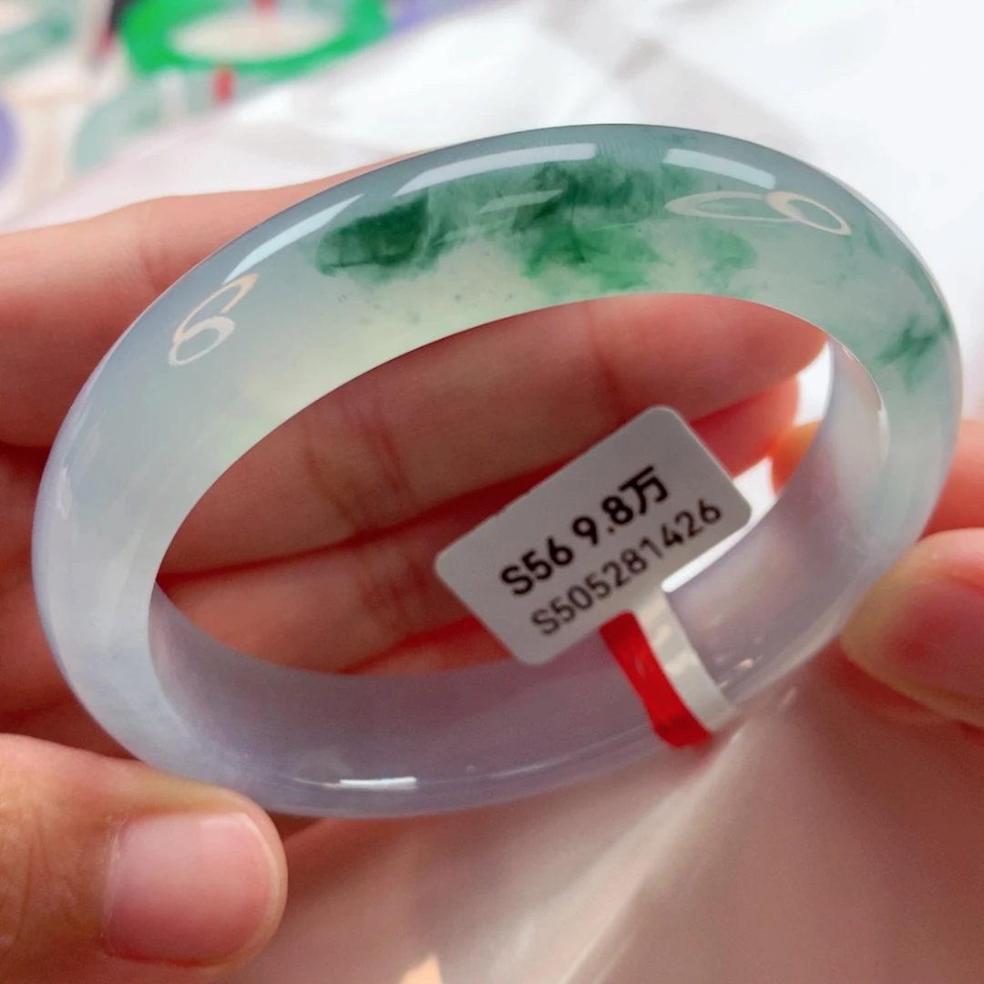 翡翠手镯未镶嵌100翡翠手镯99