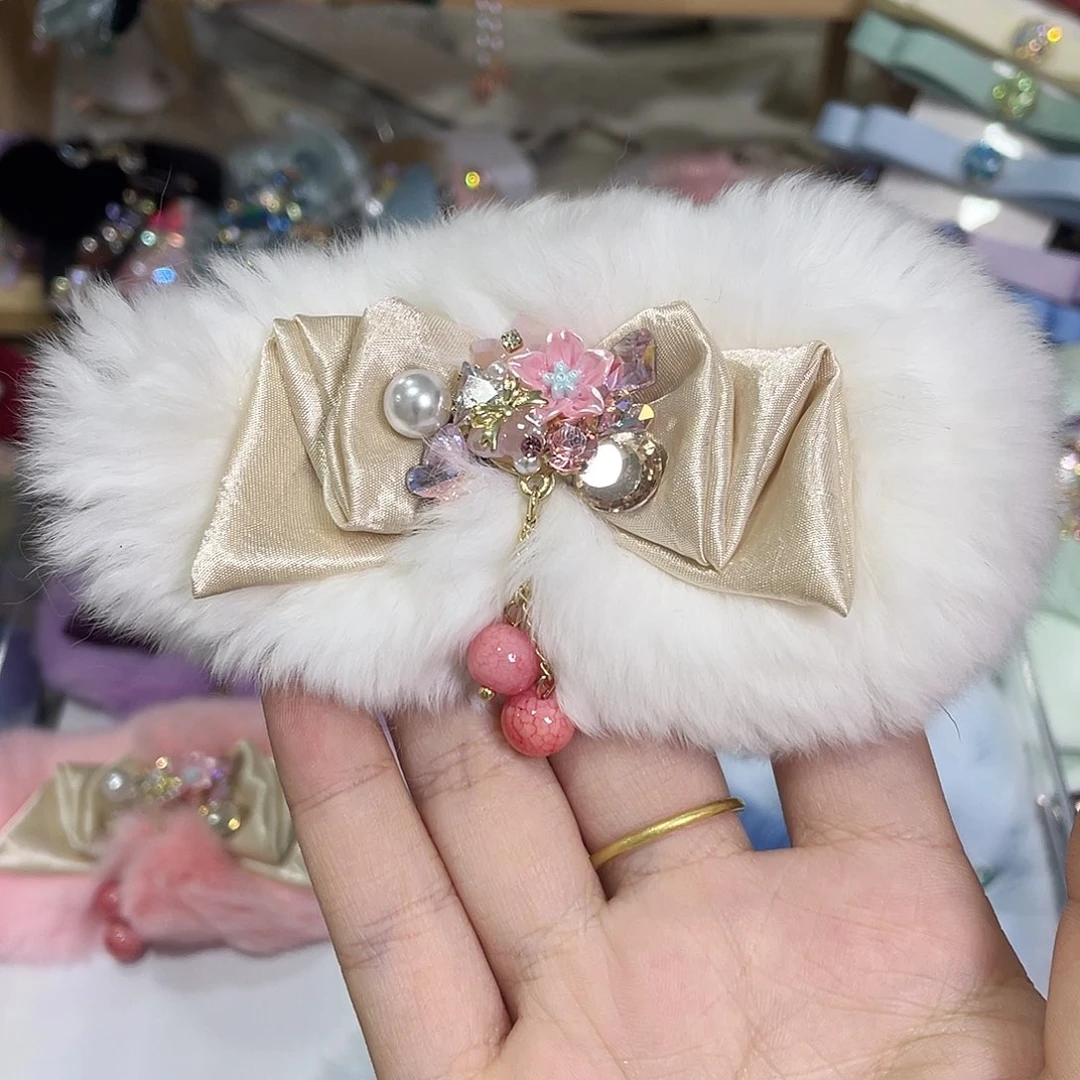 布艺非金属特价商品