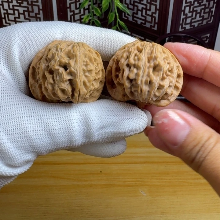 文玩核桃手把件苹果园40