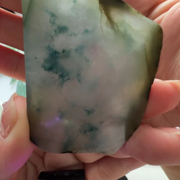 定制翡翠未镶嵌包抛光