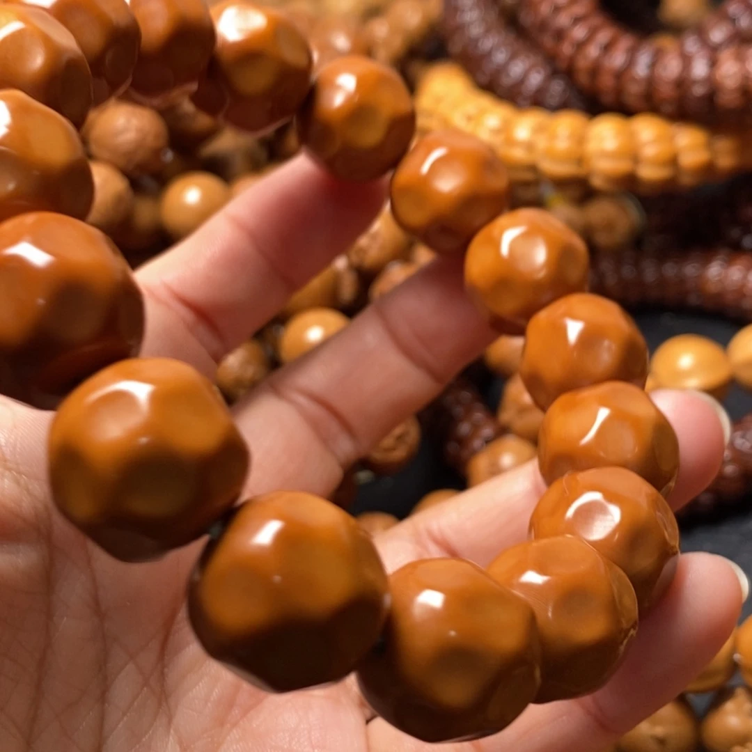 猴头核桃手串猴头