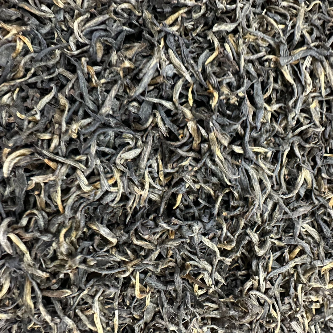 梅占麻栗金骏眉，蜜香裹挟兰韵，金黄茶汤一口入魂--郑董源头收好茶