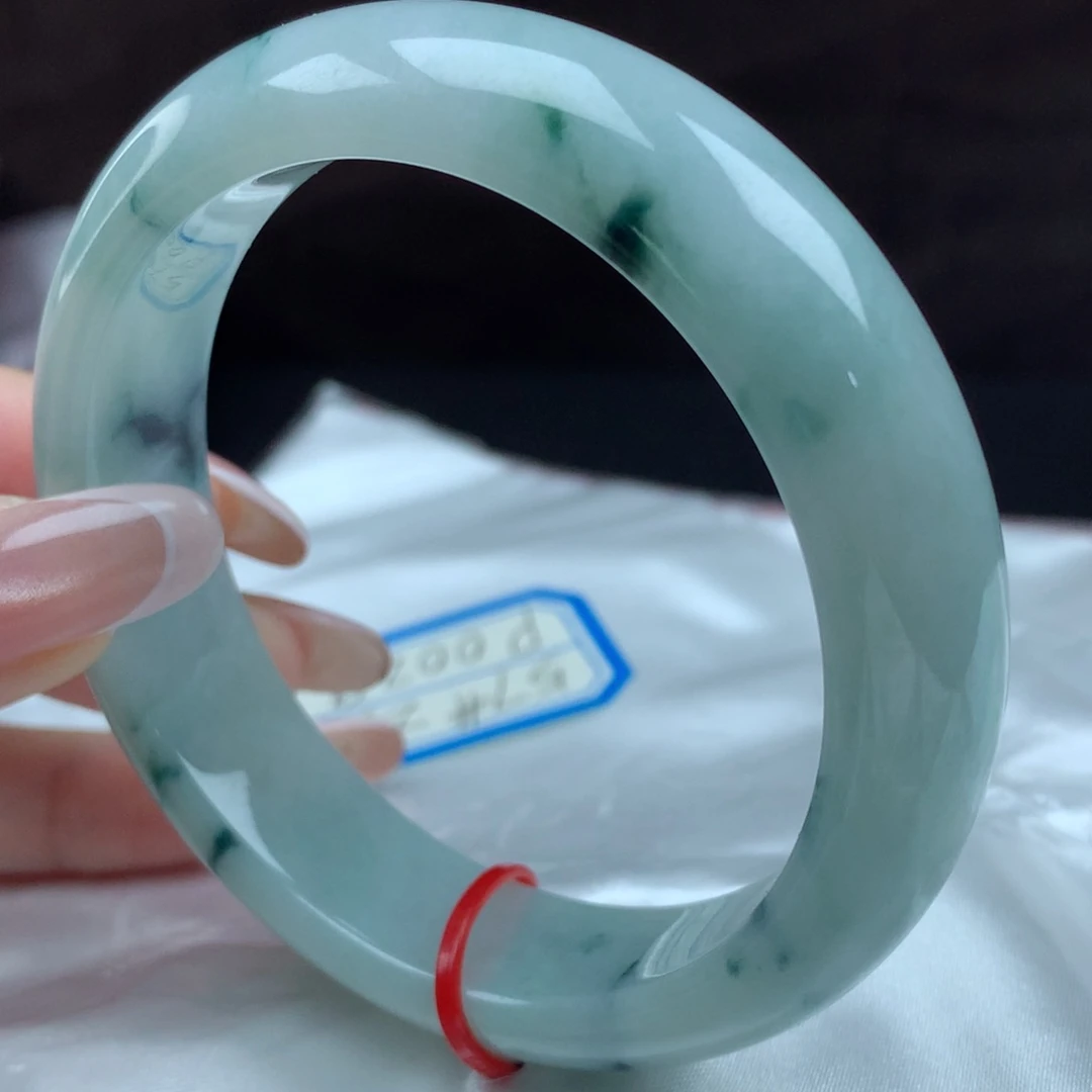 翡翠手镯未镶嵌0029，