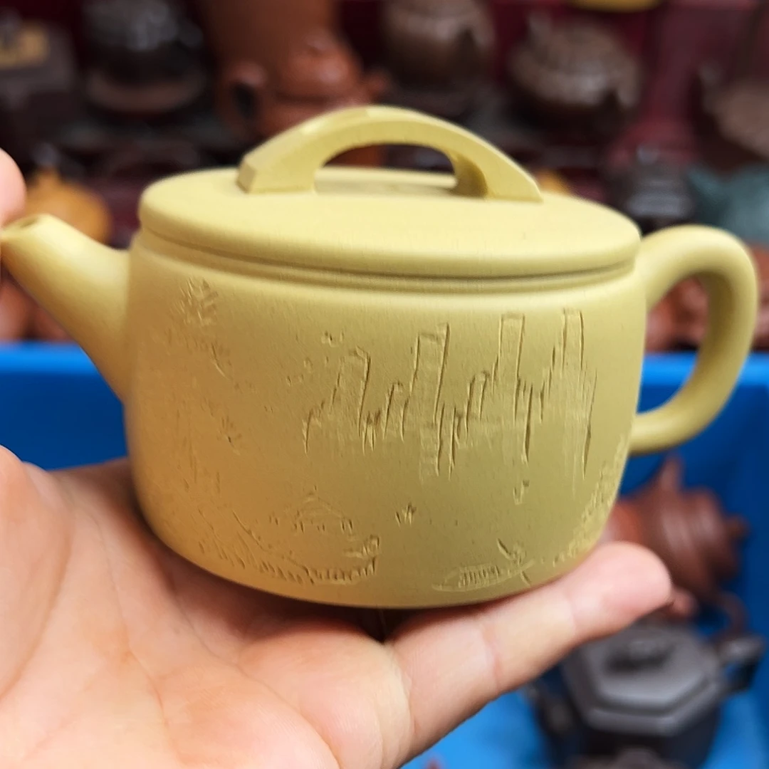 茶壶紫砂紫砂花茶的味道很