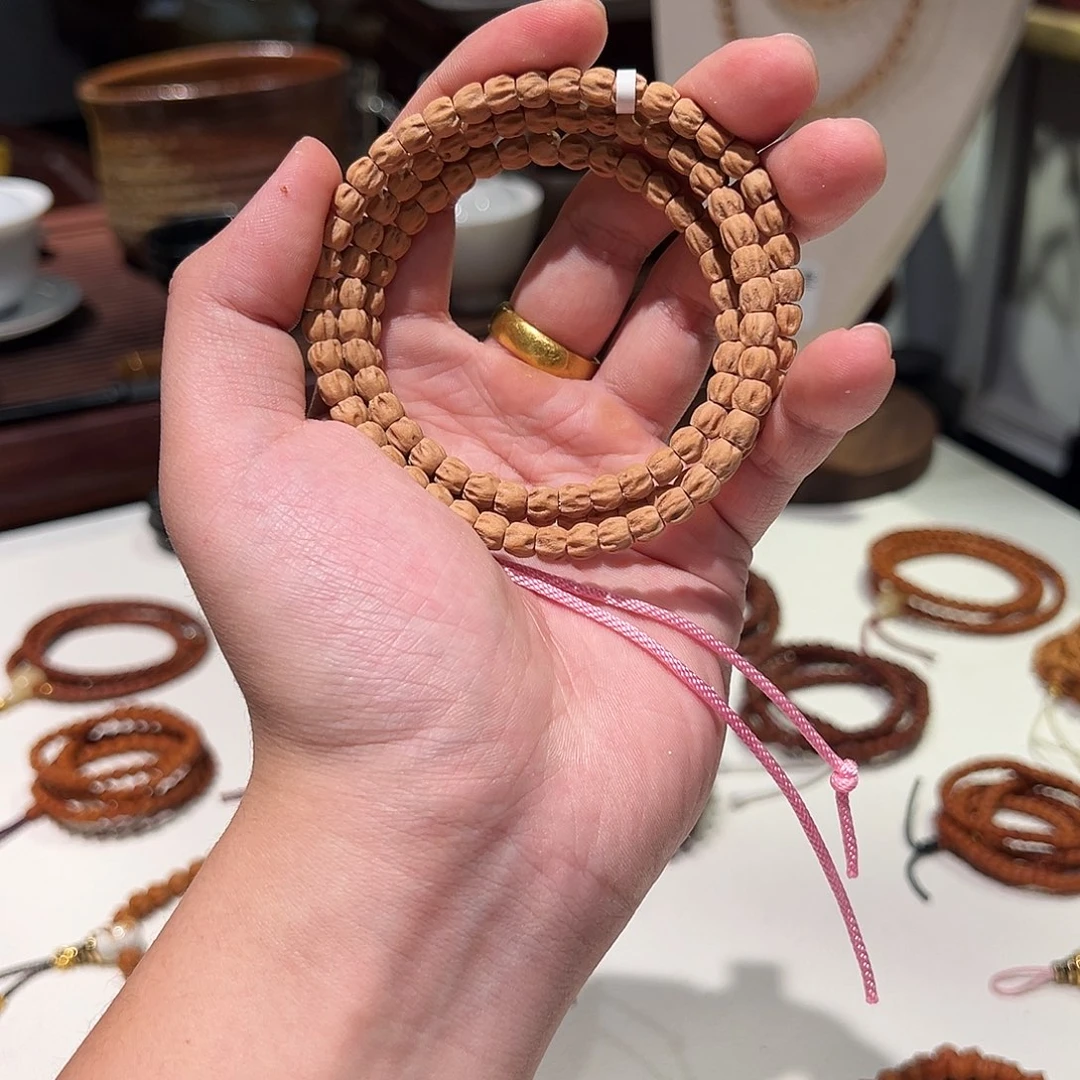 吊坠柏香籽/百香籽6.0脂玉