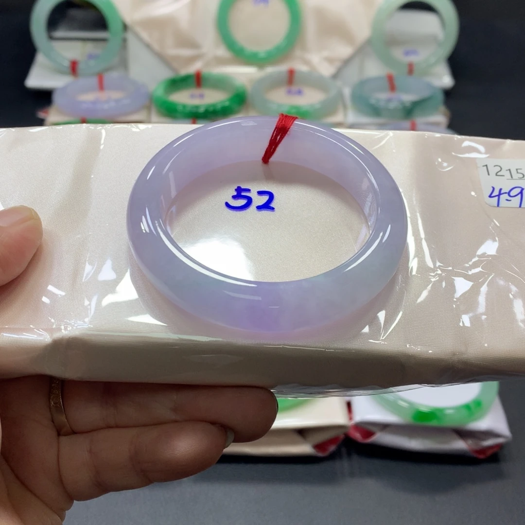 翡翠未镶嵌手镯52圈口