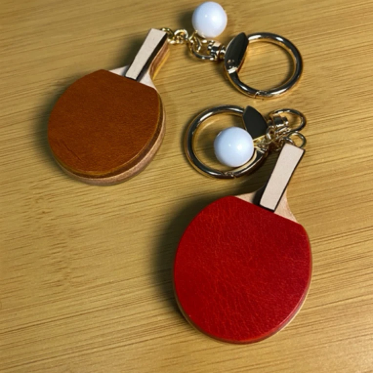 『升职加薪球拍牛皮挂件』手工真皮包饰挂件