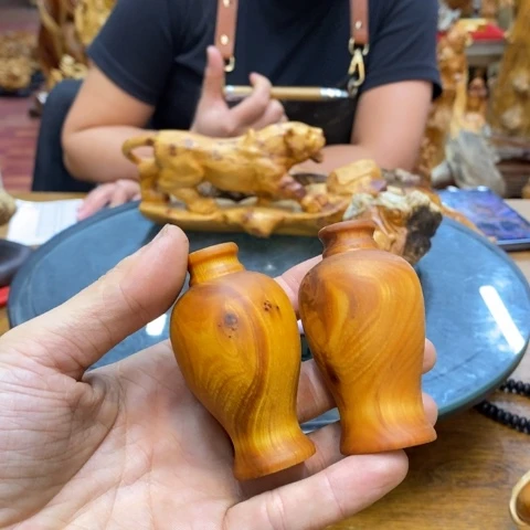 柏木初**H太行崖柏根雕