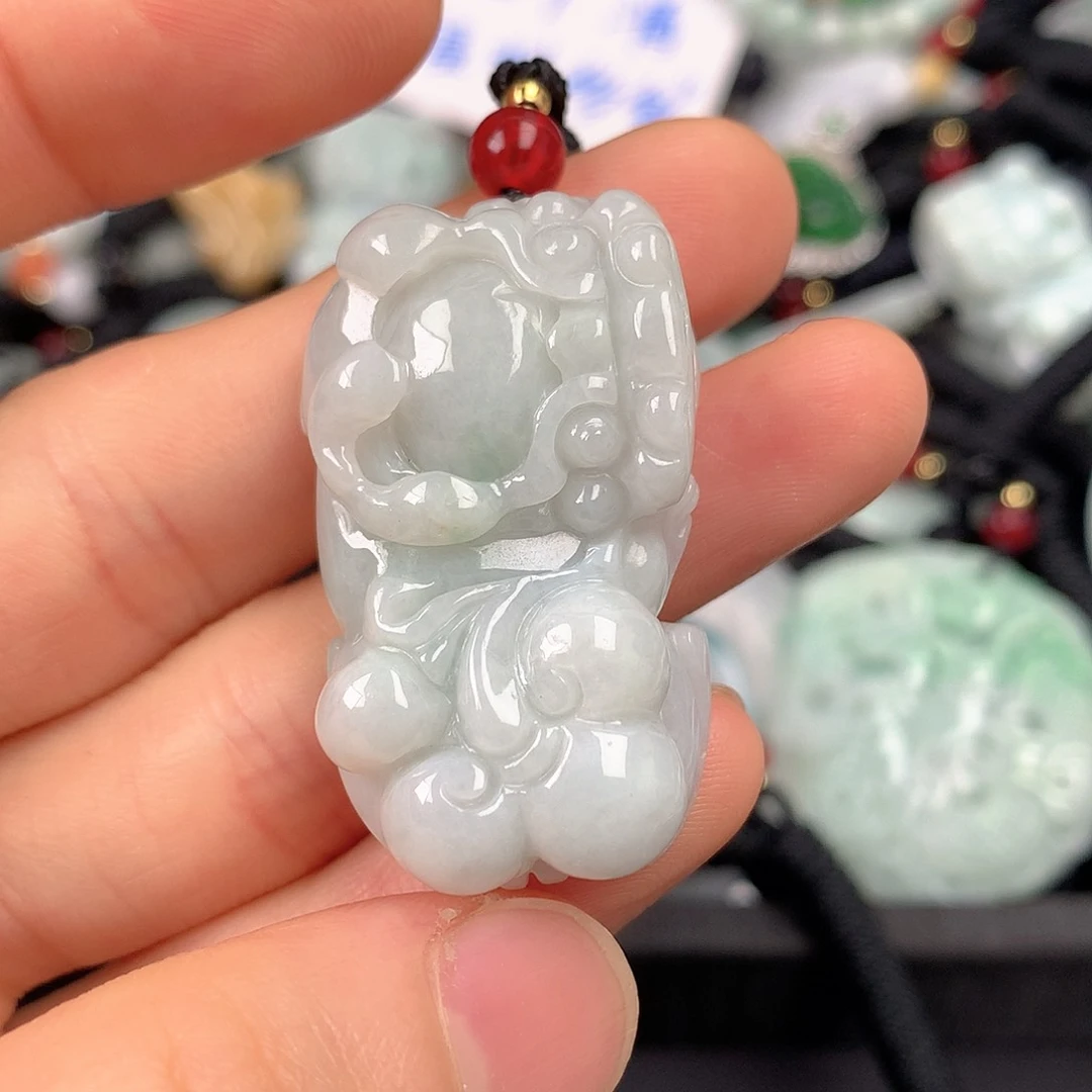 无***语翡翠未镶嵌颈饰多样性发货1件