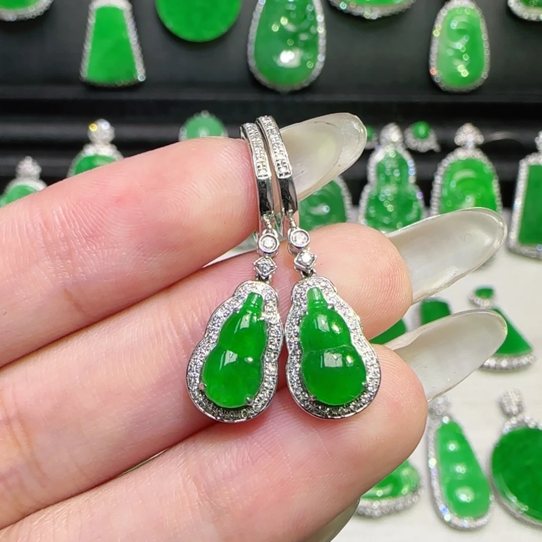 翡翠18K金镶嵌颈饰耳饰