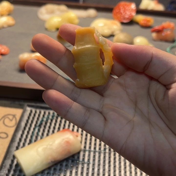 用***3寿山石印石寿山石雕刻工艺精湛等优点