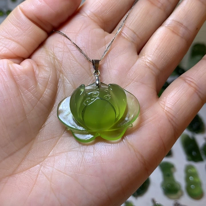 岫玉颈饰银S925镶嵌吊坠