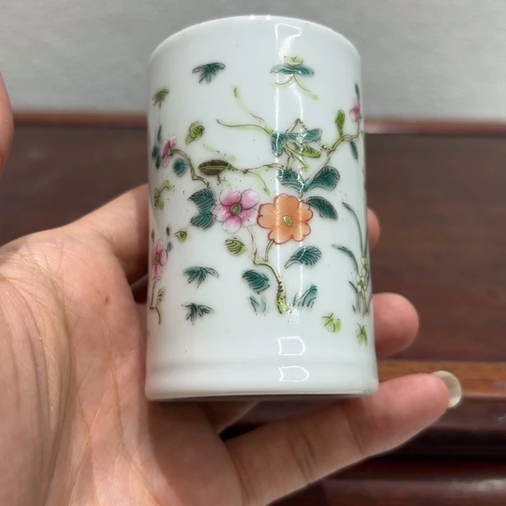 黑***椒摆件精美的陶瓷摆件……