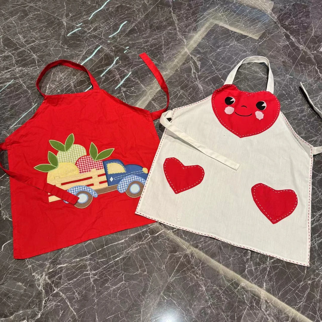 043.外贸！可可爱爱！贴布绣小围裙！！！