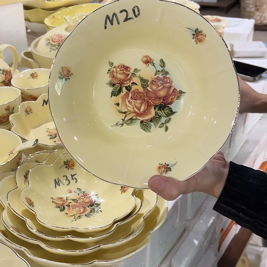 星博汇陶瓷有限公司2个