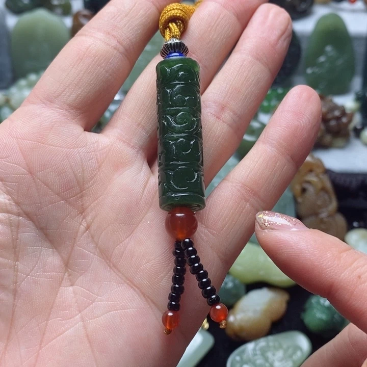 和田玉吊坠未镶嵌