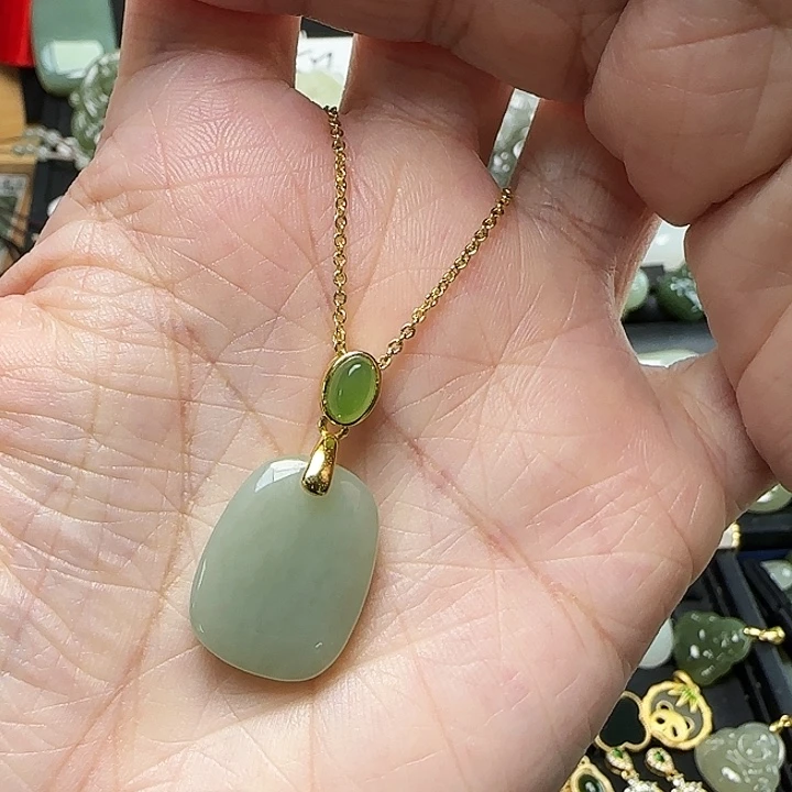 颈饰银S925镶嵌和田玉