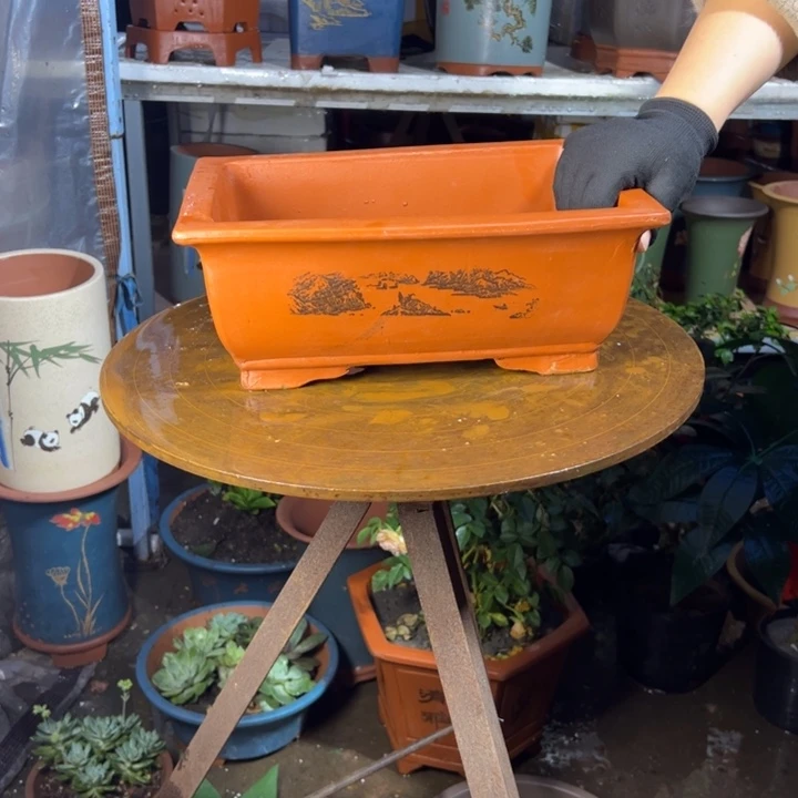 32红马槽花盆花盆花盆