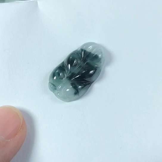 翡翠未镶嵌颈饰缅甸A货，每天下午1点半开播