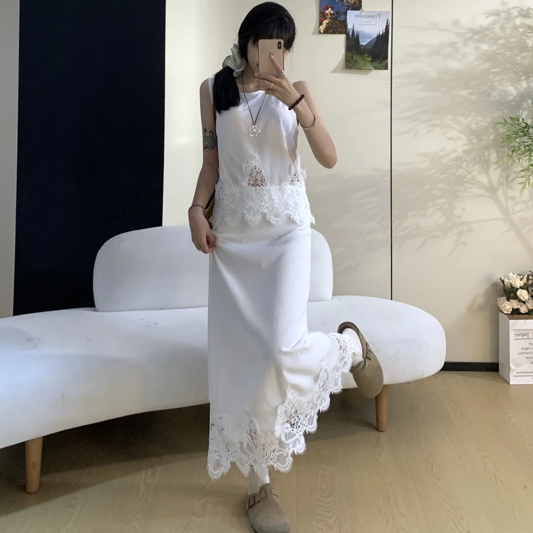 法式气质白色蕾丝拼接套装裙女夏季镂空钩花背心上衣半身裙两件套
