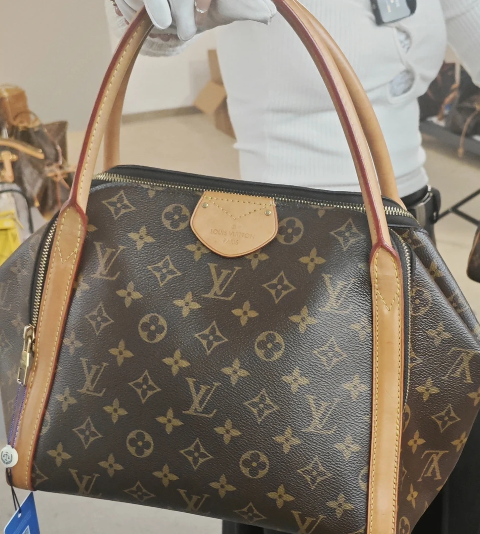 99新 LouisVuitton/路易威登 可乐/LV老花手提/98新/见编码