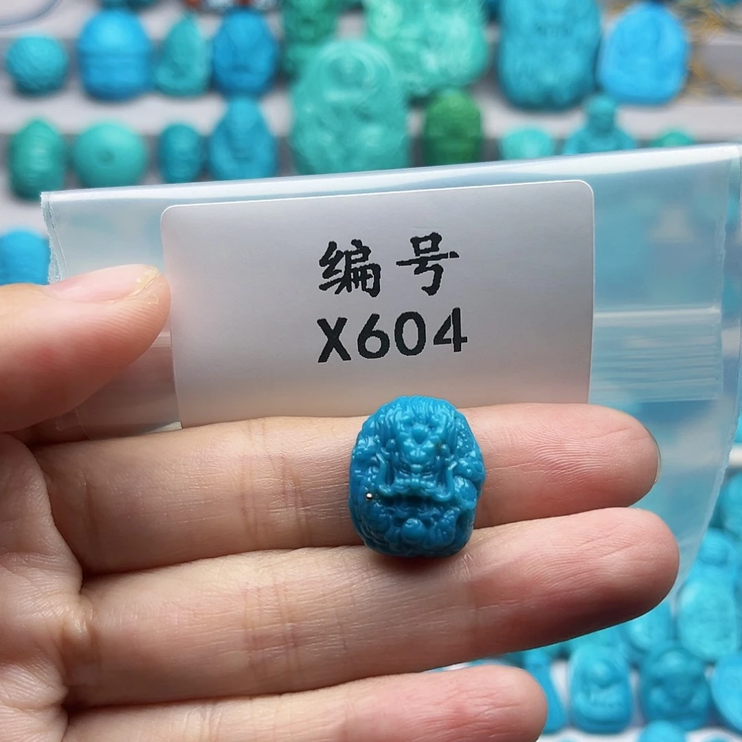 未镶嵌绿松石天然原矿雕刻绿松石