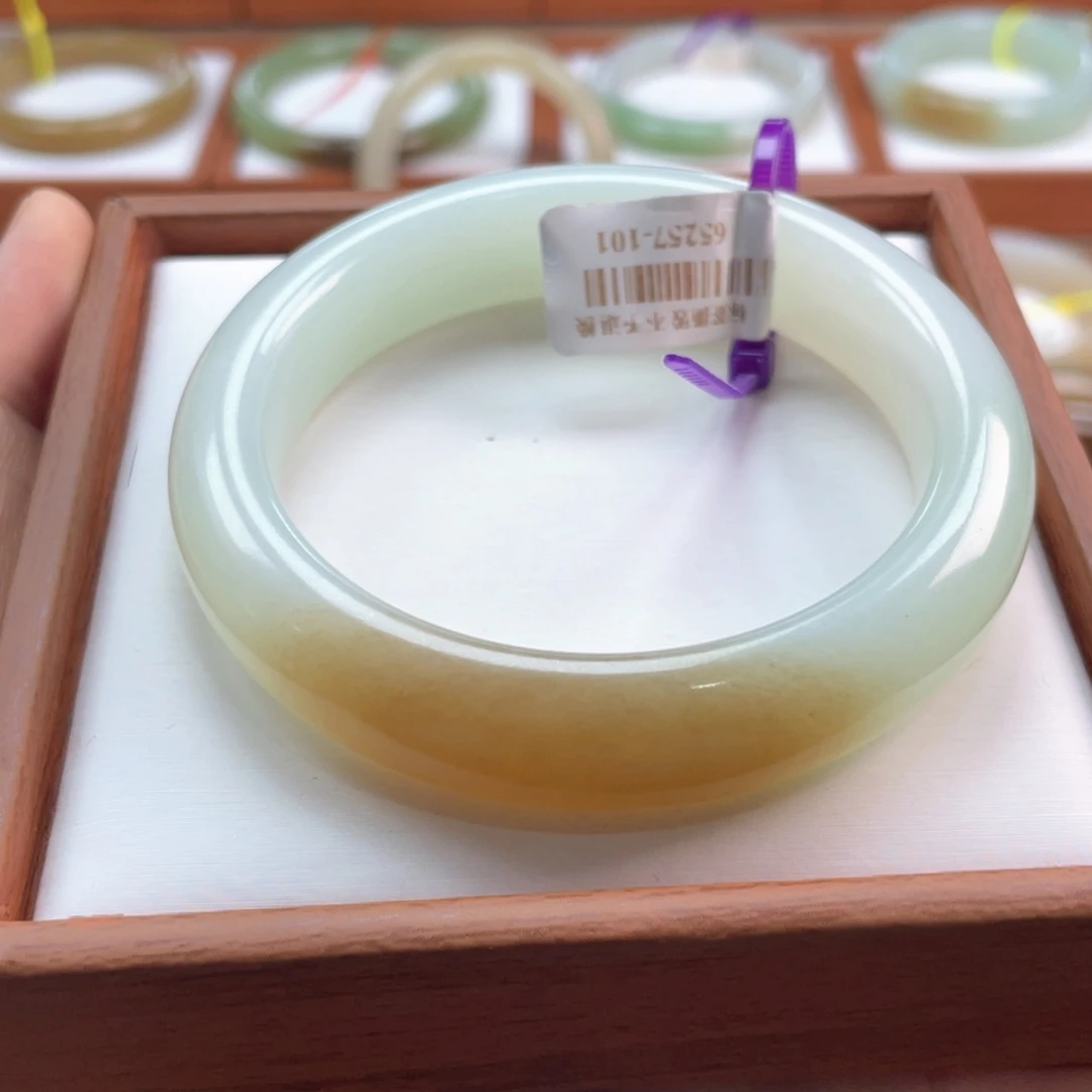 【闪购商品】未镶嵌手镯和田玉链接37。 59/60